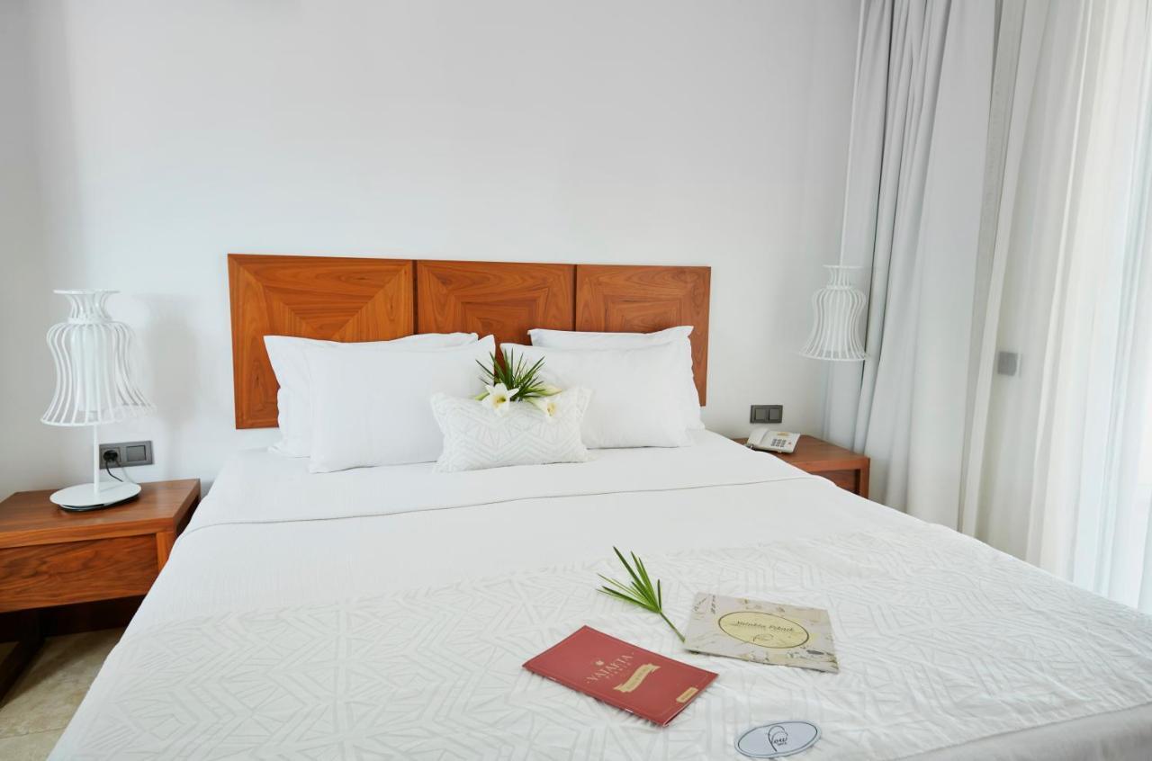 โฟลว์ แดตก้า เซิร์ฟ แอนด์ บีช โฮเต็ล Hotel ดัตชา ภายนอก รูปภาพ