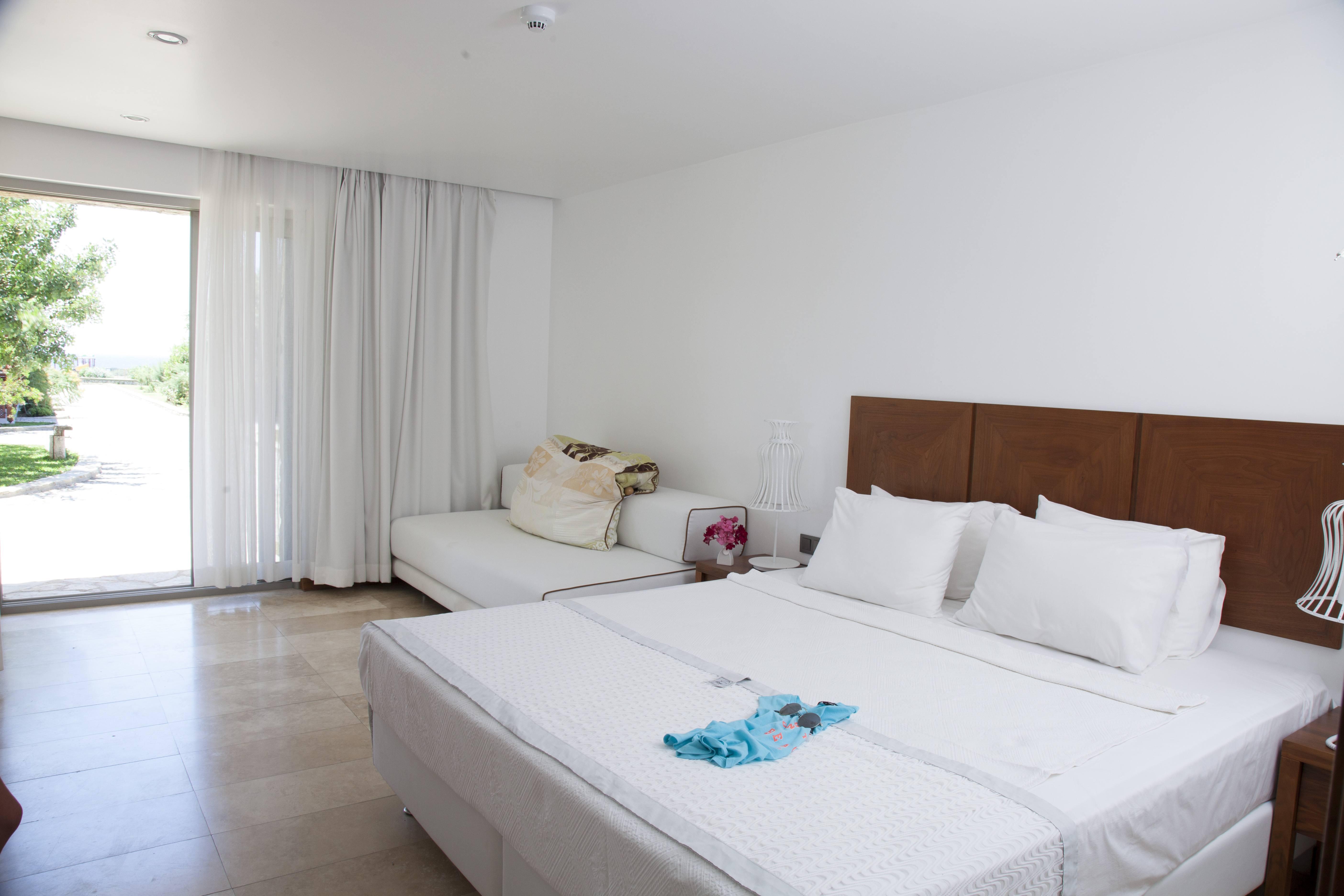 โฟลว์ แดตก้า เซิร์ฟ แอนด์ บีช โฮเต็ล Hotel ดัตชา ภายนอก รูปภาพ